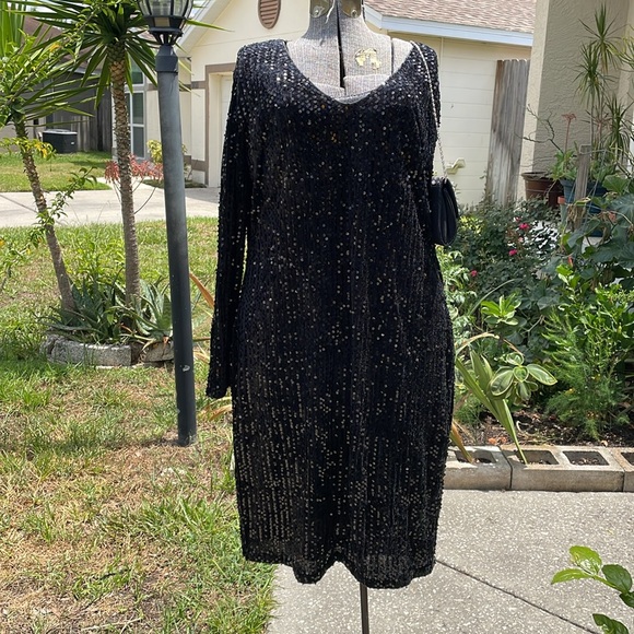 New with tag In’Voland ladies sequins cocktail long sleeve dress size 20. Black - Picture 5 of 9